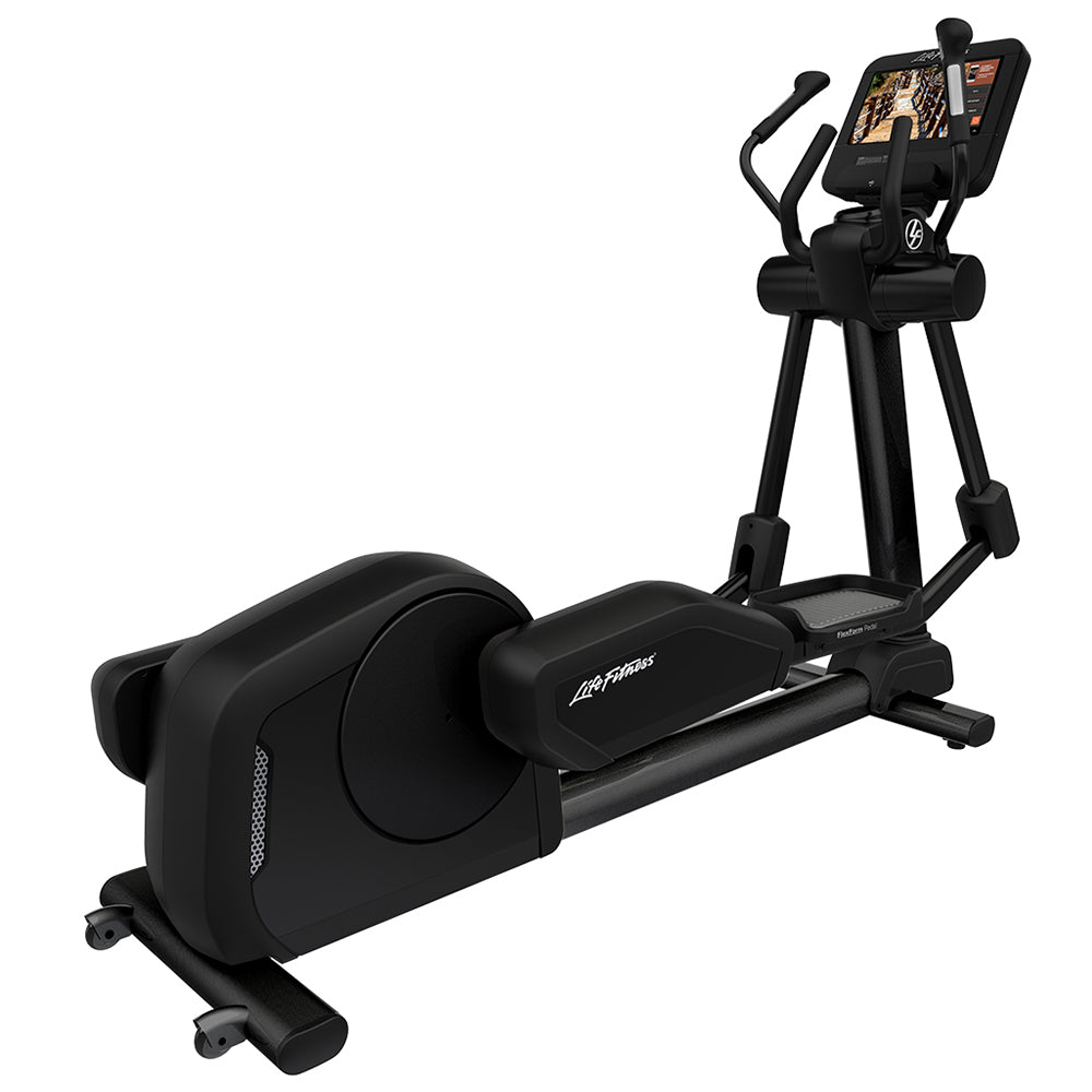 Club Series+ Elliptical with SE3 HD Console, Black Base