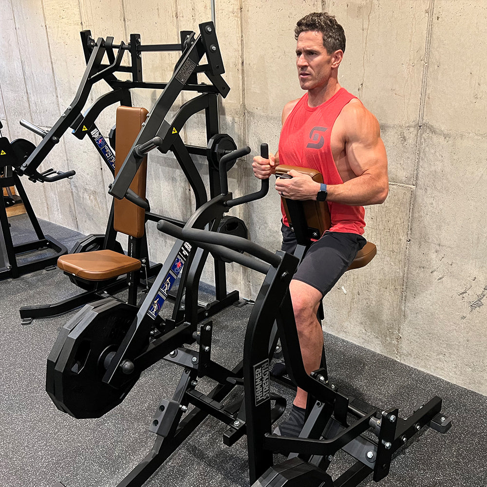 Don Saladino Rowing on Plate-Loaded Row